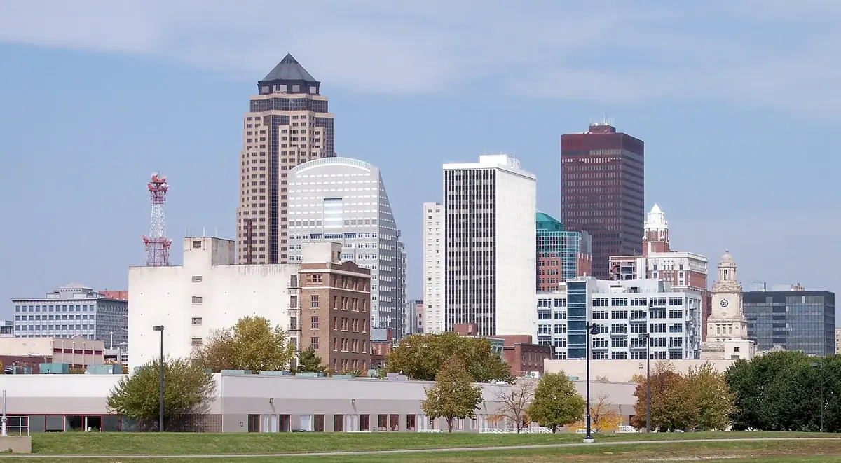 Des Moines skyline: the head-office city of Bankers Trust Company