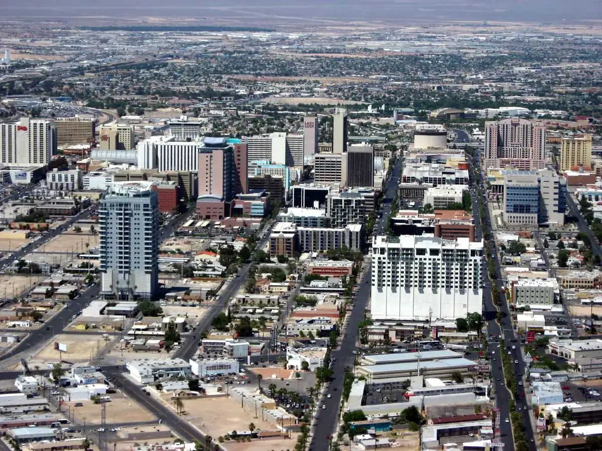 Downtown Las Vegas from Stratosphere 3: the head-office city of Wells Fargo National Bank West