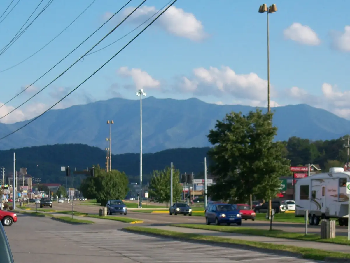 Pigeonforgeandmountleconte, Pigeon Forge, TN: the head-office city of SmartBank