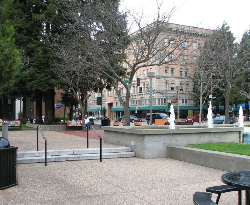 Old Courthouse Square, Downtown Santa Rosa (Smaller Version): the head-office city of Exchange Bank