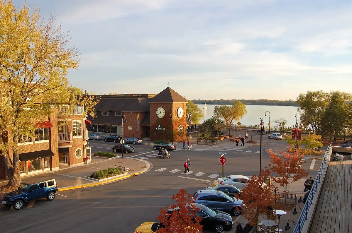 Downtown Wayzata1: the head-office city of Tradition Capital Bank